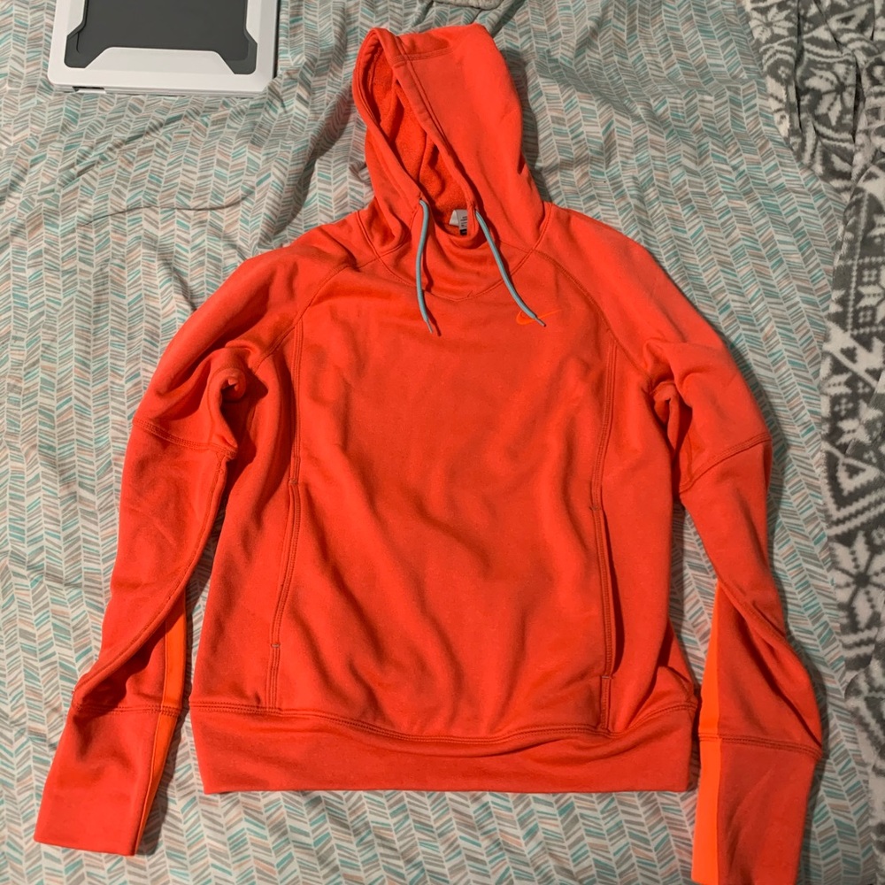 nike hoodie